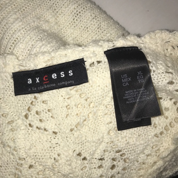 Axcess Liz Claiborne Cream V-Neck Cap Sleeve Top - Picture 6 of 7